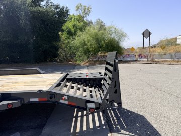 83"x22' IronBull Equipment Trailer