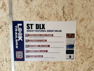 8.5'x22' Look Enclosed Car Hauler