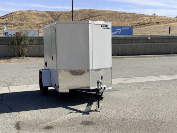 5'x8' Look Enclosed Cargo