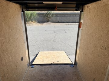 5'x8' Look Enclosed Cargo