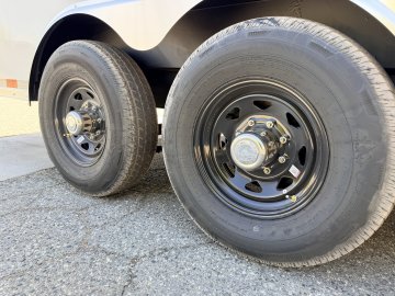 8.5'x20' Look Enclosed Car Hauler