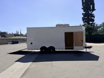 8.5'x20' Look Enclosed Car Hauler