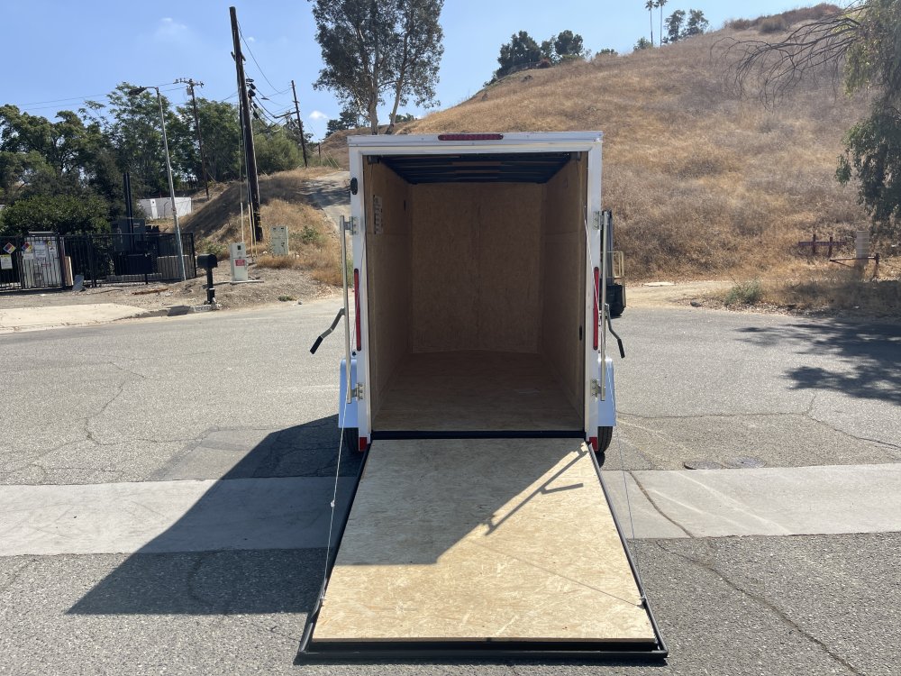 5'x10' Look Enclosed Cargo