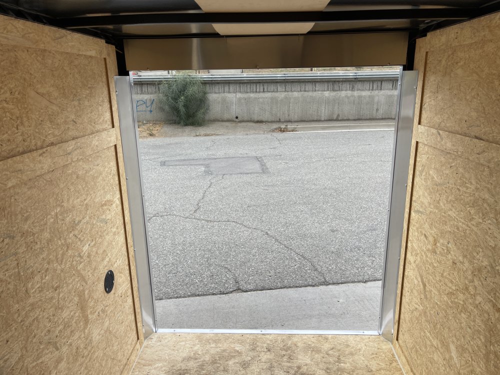 5'x8' Look Enclosed Cargo