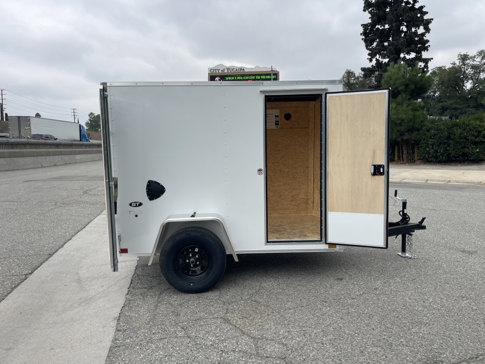 5'x8' Look Enclosed Cargo