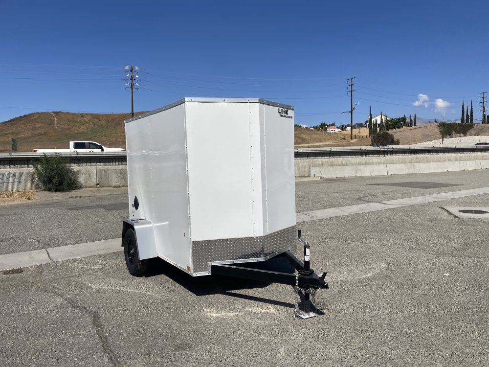 5'x8' Look Enclosed Cargo