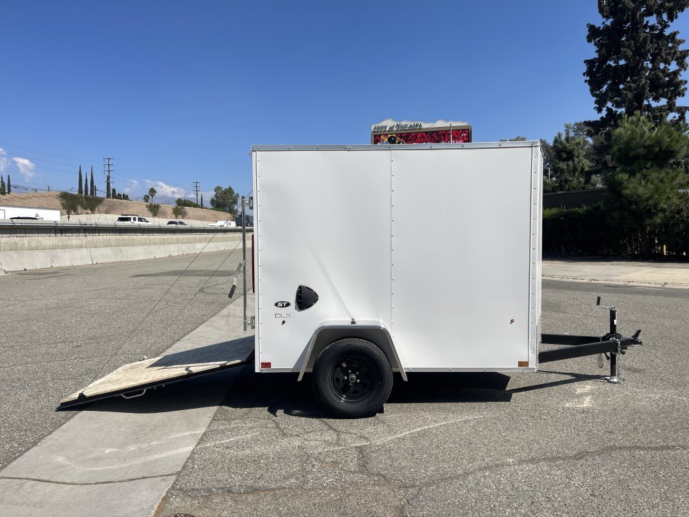 5'x8' Look Enclosed Cargo