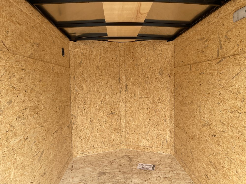 5'x8' Look Enclosed Cargo