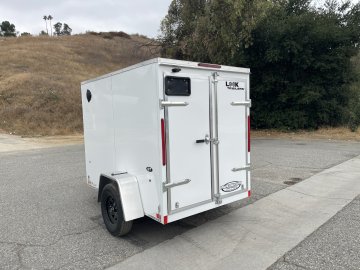 5'x8' Look Enclosed Cargo
