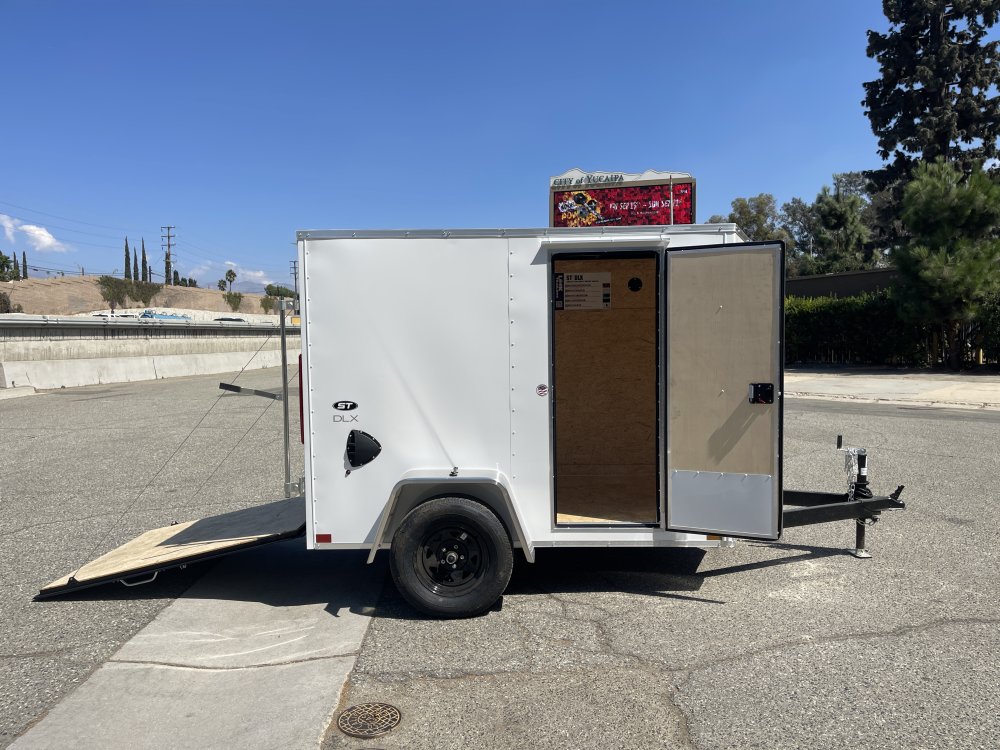 5'x8' Look Enclosed Cargo