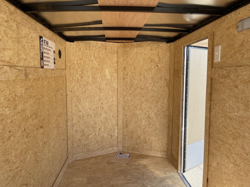 5'x8' Look Enclosed Cargo