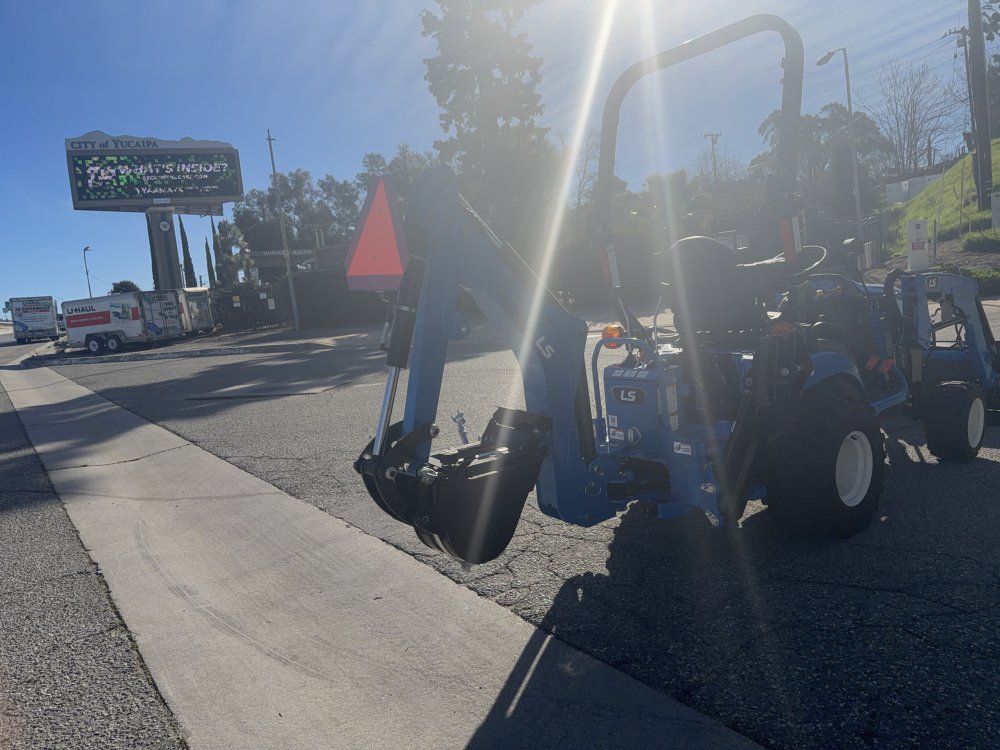 x LS LS Tractor Tractor