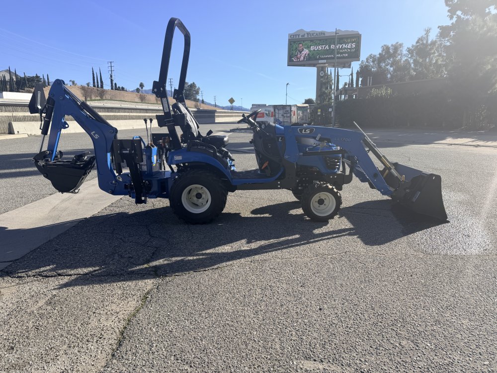 x LS LS Tractor Tractor