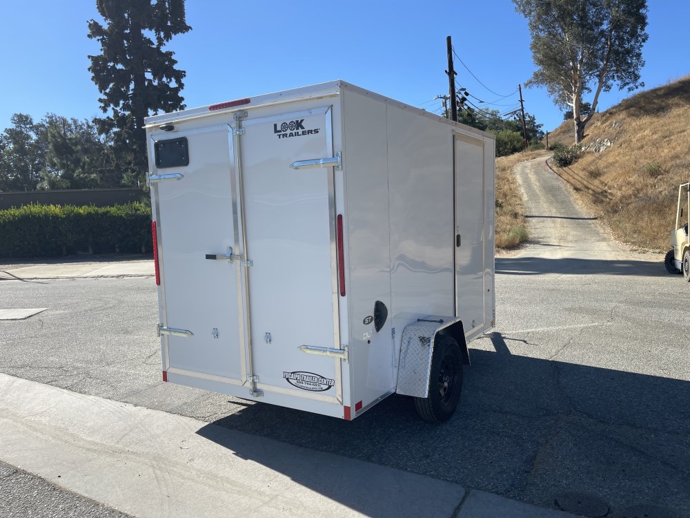 6'x10' Look Enclosed Cargo