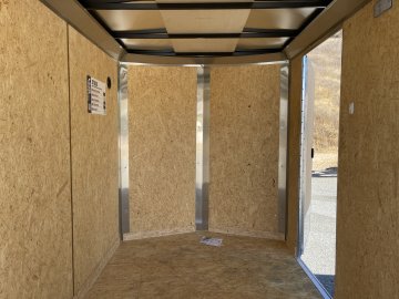 6'x10' Look Enclosed Cargo
