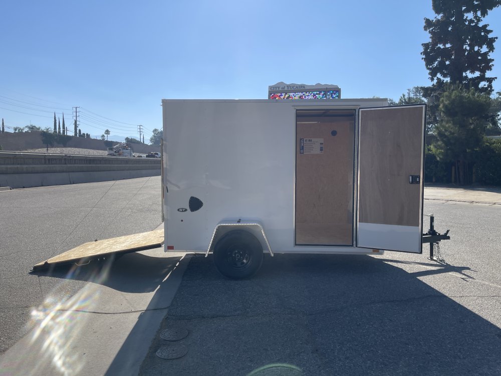 6'x10' Look Enclosed Cargo