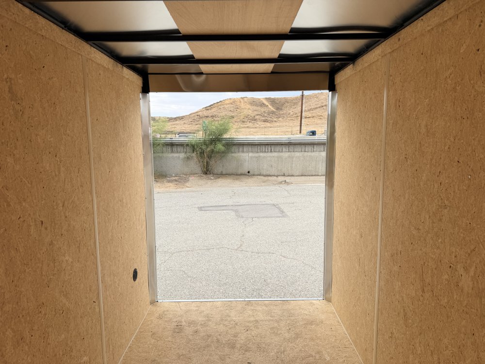 6'x12' Look Enclosed Cargo