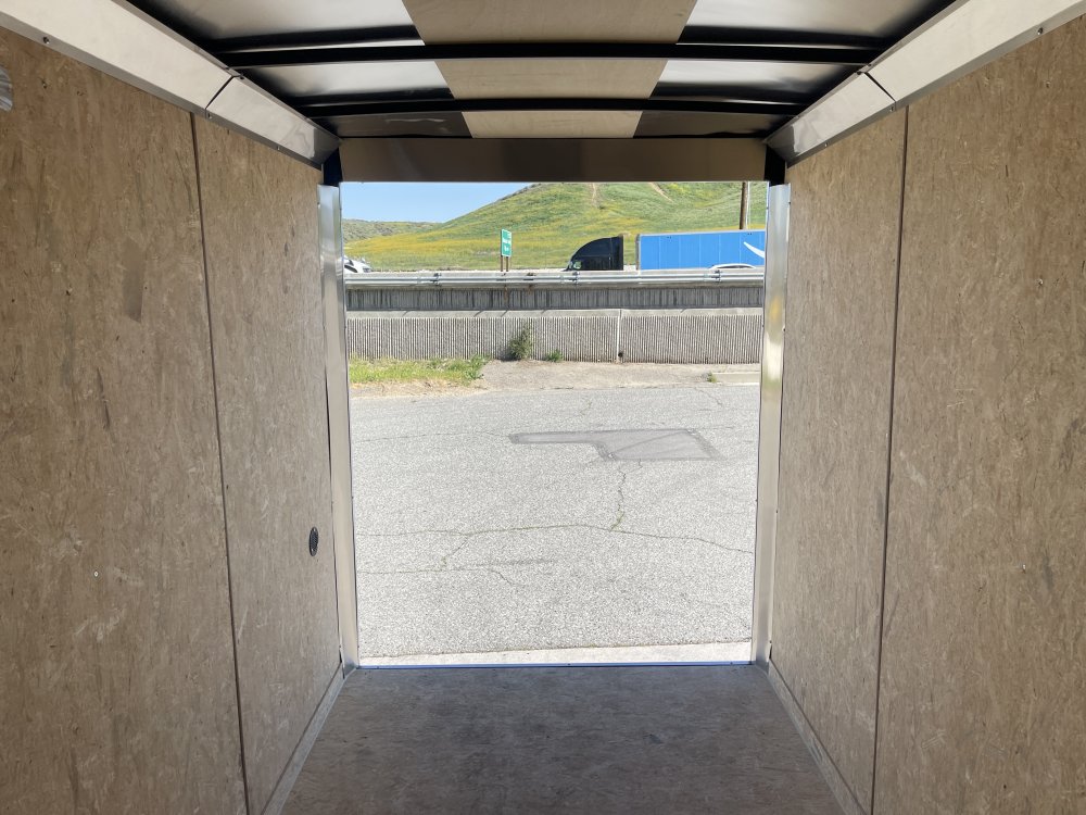 6'x12' Look Enclosed Cargo