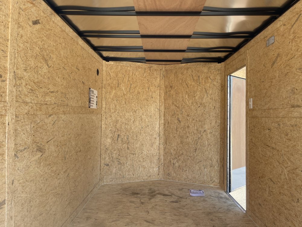 7'x12' Look Enclosed Cargo