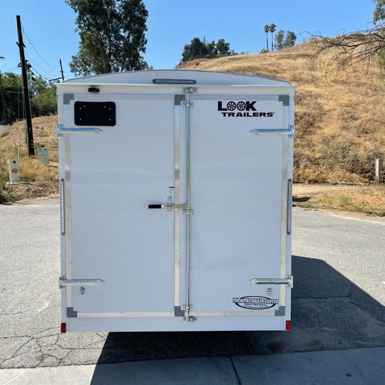 7'x16' Look Enclosed Cargo