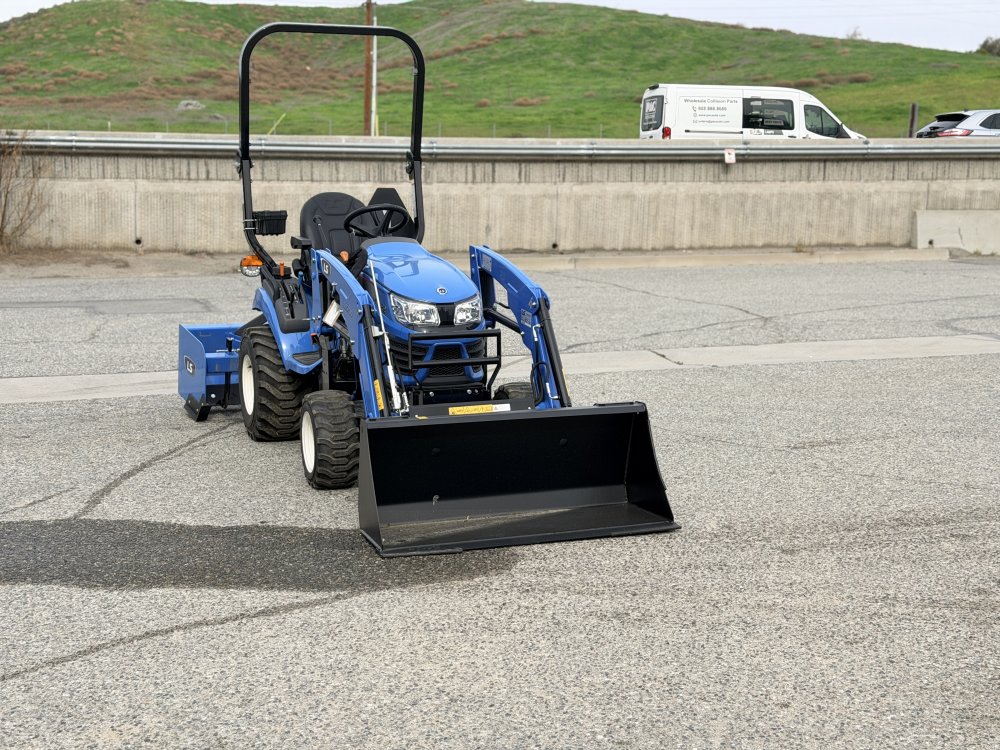 x LS LS Tractor Tractor