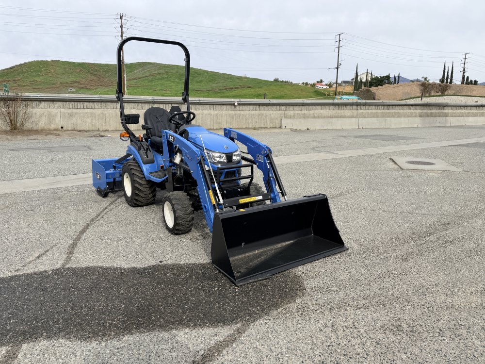 x LS LS Tractor Tractor