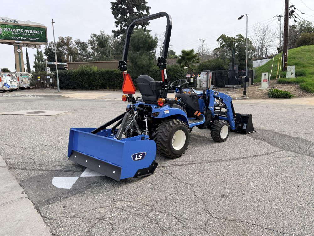 x LS LS Tractor Tractor