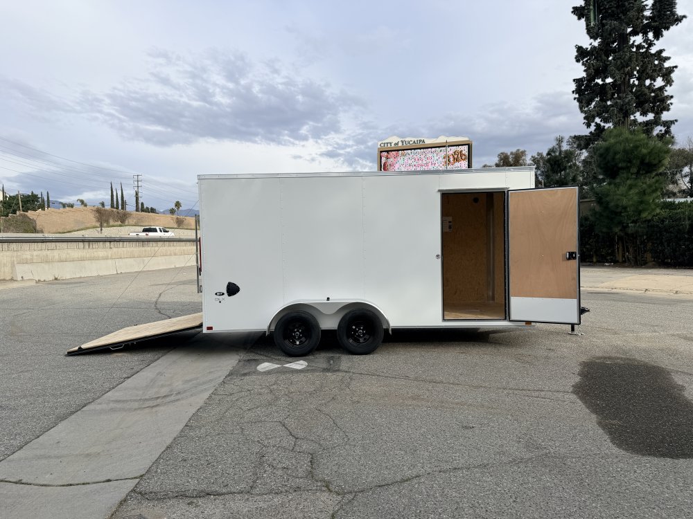 7'x16' Look Enclosed Cargo