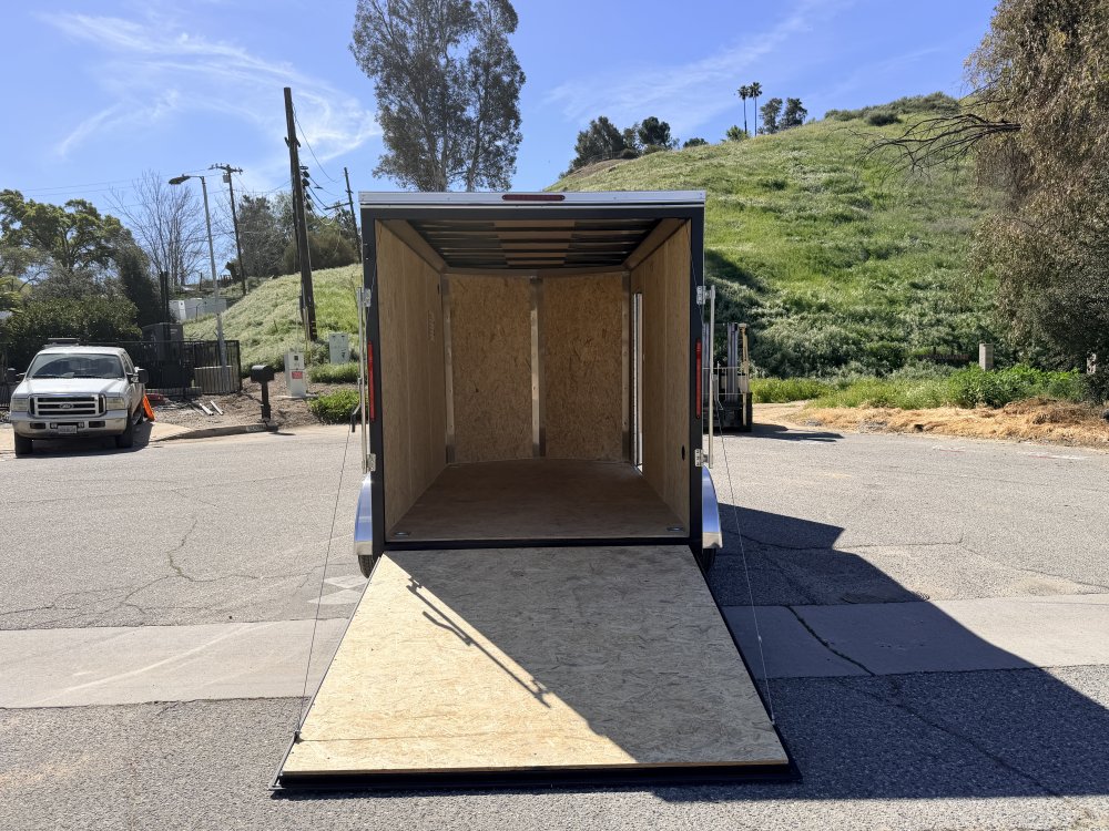 7'x12' Look Enclosed Cargo