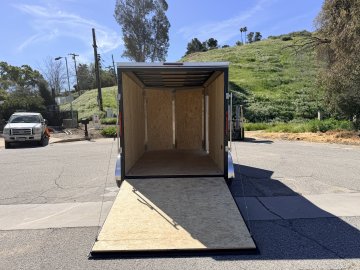 7'x12' Look Enclosed Cargo