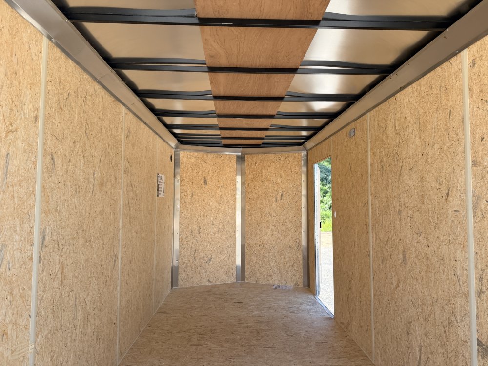 7'x16' Look Enclosed Cargo