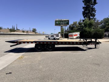 Iron Bull TDP14 102" x 22' 14K Deckover Tilt Trailer - Dual Hydraulic Cylinders, Winch Plate & Spare Mount