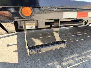 Iron Bull TDP14 102" x 22' 14K Deckover Tilt Trailer - Dual Hydraulic Cylinders, Winch Plate & Spare Mount