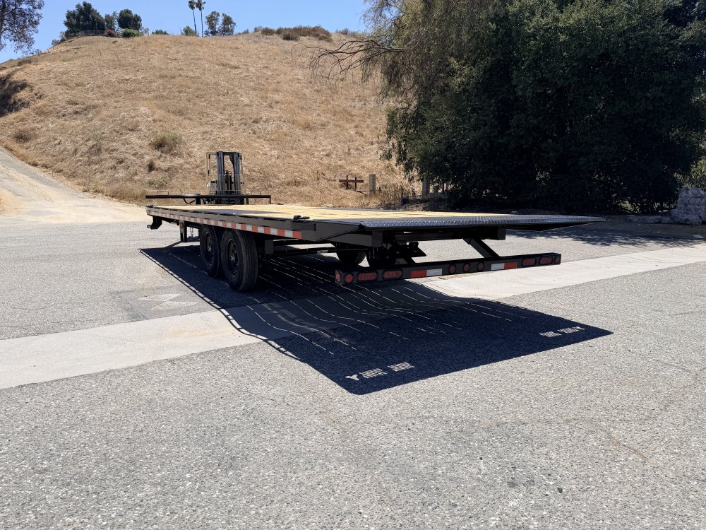 Iron Bull TDP14 102" x 24' 14K Deckover Tilt Trailer - Dual Hydraulic Cylinders, Winch Plate & Wireless Remote