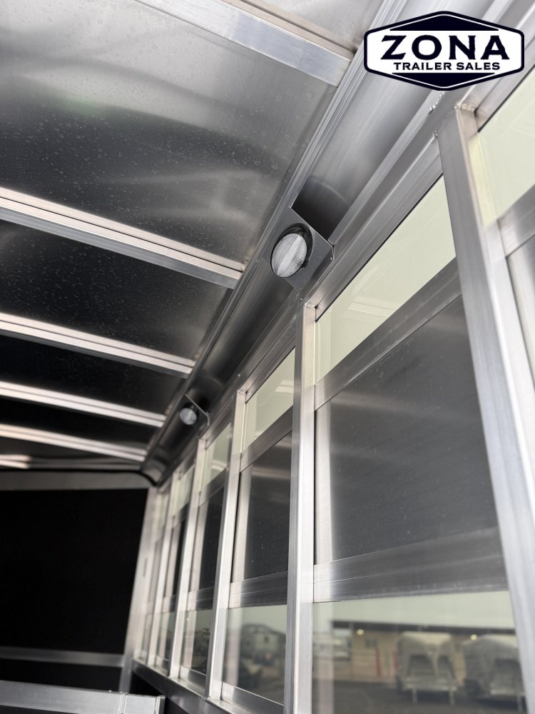 2026 Shadow 3 Horse - Open Sides w/ Plexiglass - Warmblood size