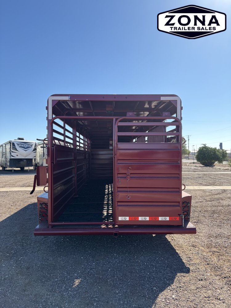 GR Trailer 6'8"X24' 14K Gooseneck Stock Trailer