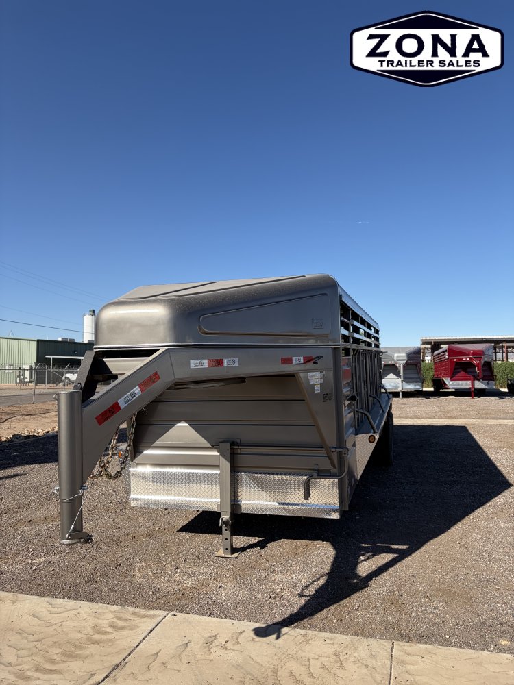 GR Trailer 6"8'x24' 16-K Gooseneck Stock Trailer