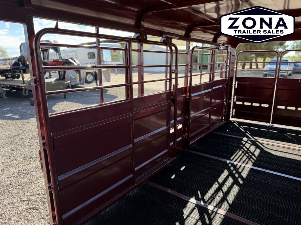 2027 Cattleman 24Ft Stock Combo - Rubber Plank Floor - Hydraulic Jack - 8k Axles