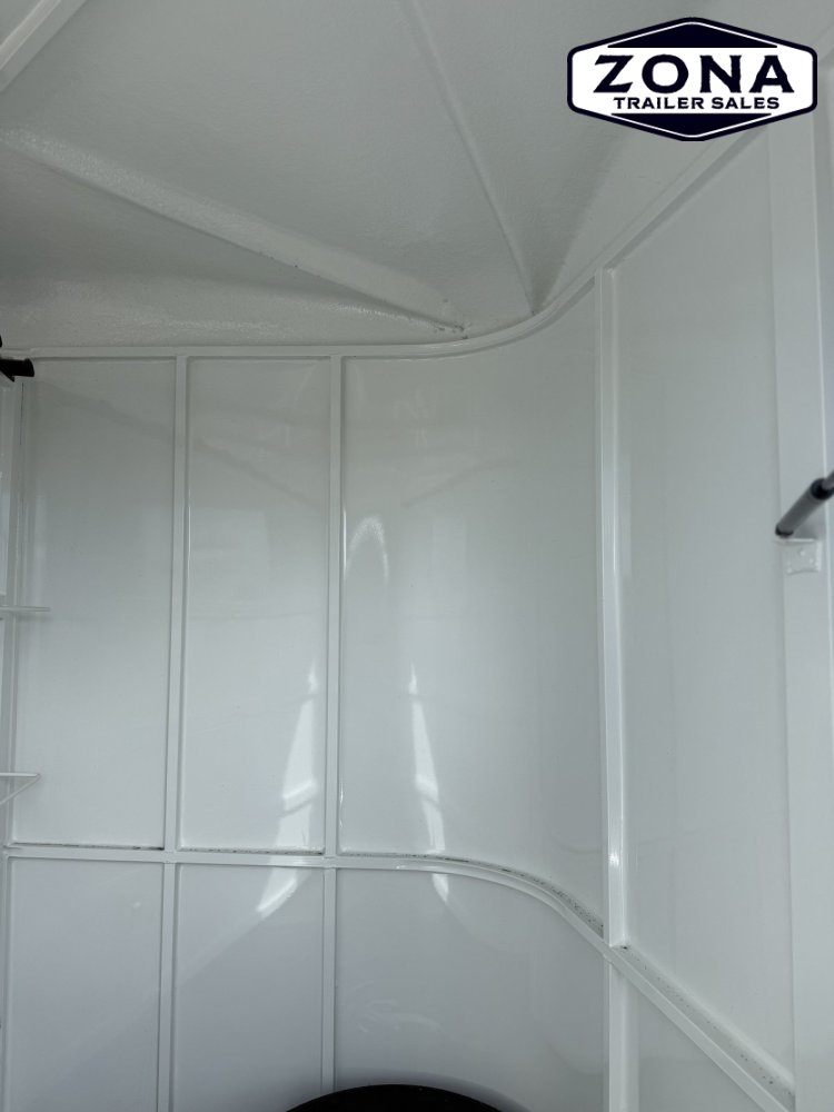 2026 THURO-BILT 2H SLANT - EXTRA STALL LENGTH - SWINGING TACK WALL