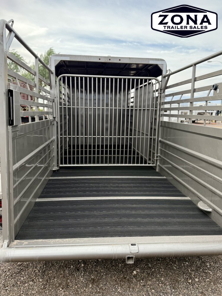2027 GR 24ft Stock Combo - Half top - Swing out Saddle Racks - Rubber Plank Floor