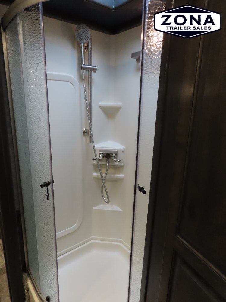 2025 Twister Trailer 4H 15'6 SW Side Load