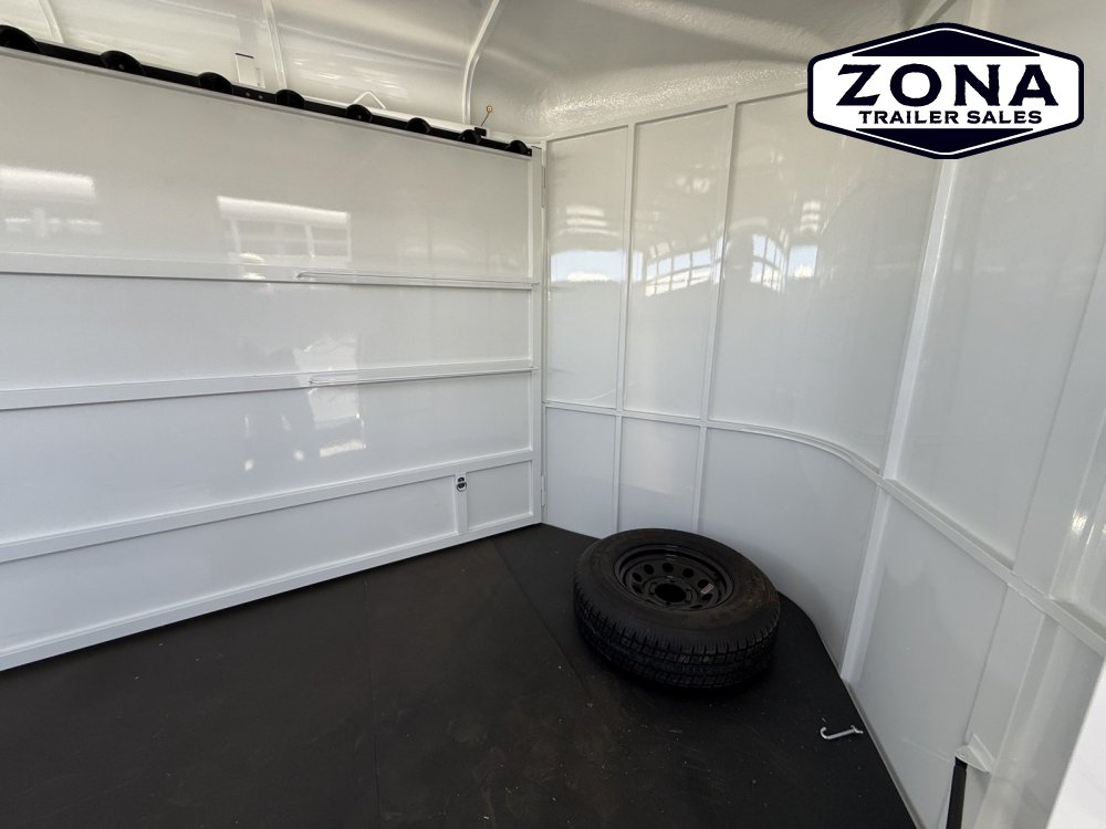 2027 THURO-BILT 3H SLANT - EXTRA STALL LENGTH - SWINGING TACK WALL