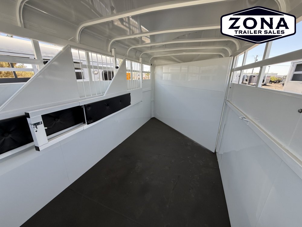 2027 THURO-BILT 3H SLANT - EXTRA STALL LENGTH - SWINGING TACK WALL