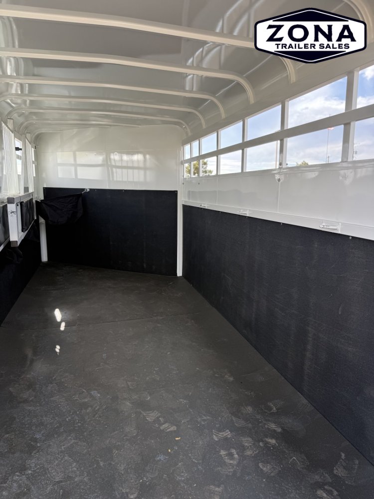 2027 Thuro-Bilt Wrangler Plus 4 Horse - EXTRA STALL LENGTH