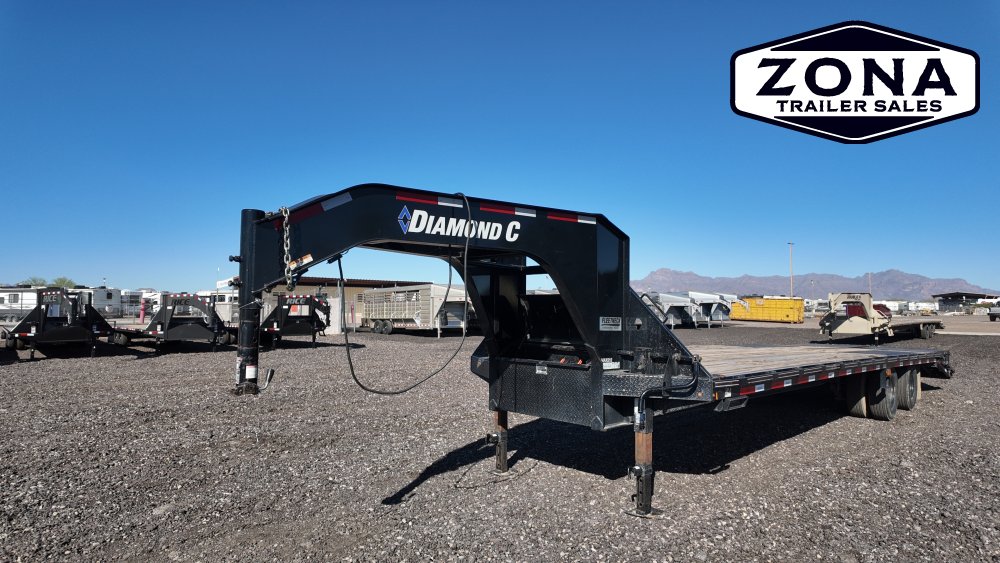 2021 Diamond C FMAX212 32ft - 12k axles