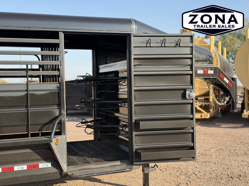 2026 GR 24ft Stock Combo - Swing out Saddle Racks - Rubber Plank Floor