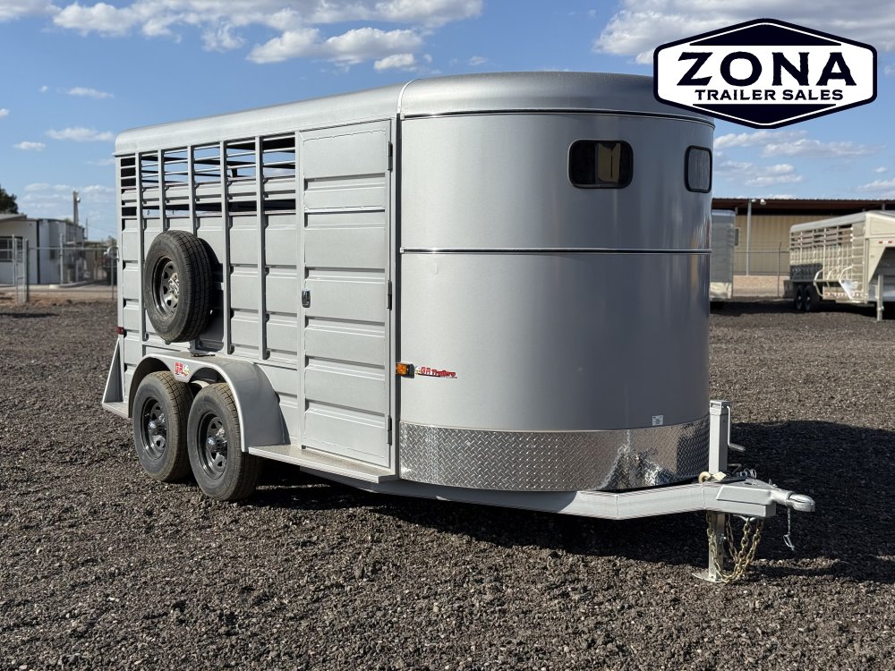 2026 GR 3 Horse - Front Tack - Rubber Plank Floor