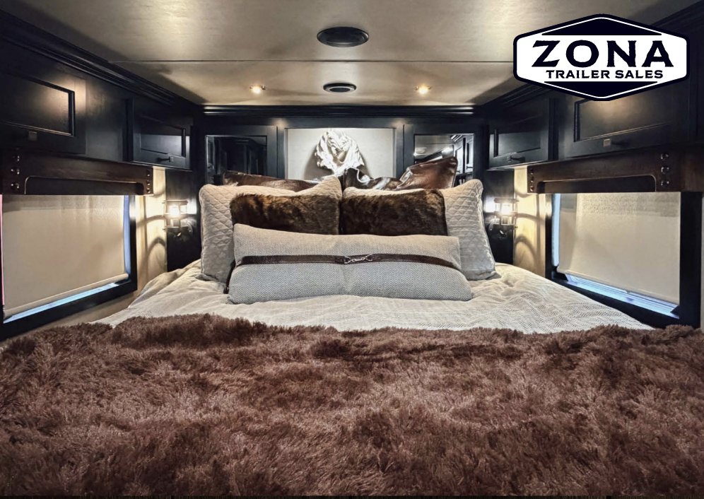 2027 Exiss 16'6" SW - 12' Slide - 4 Horse - Full Rear Tack - Side Load - Generator