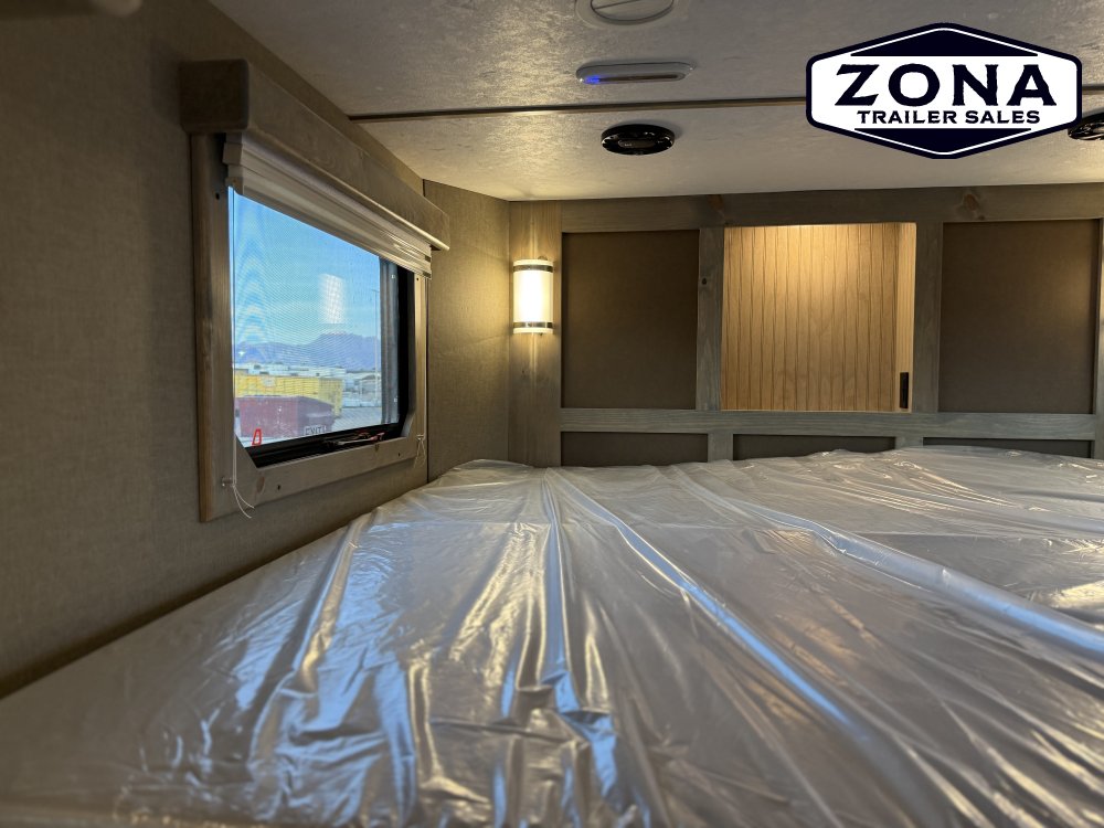 2026 SHADOW 14'6" LQ 3H - Sofa and Dinette