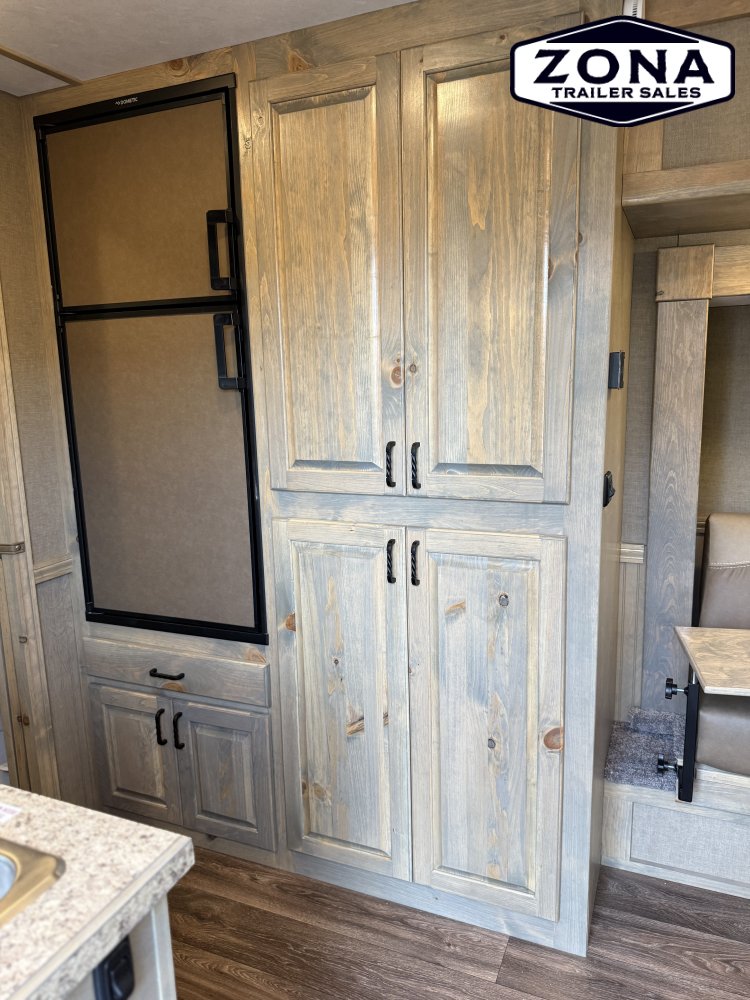 2026 SHADOW 14'6" LQ 3H - Sofa and Dinette